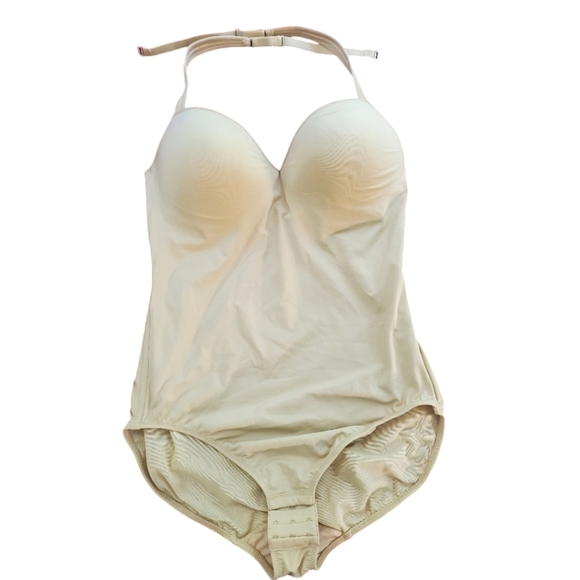 LE MYSTERE Seamless Firm Control 38C Multiposition Straps - Picture 1 of 9